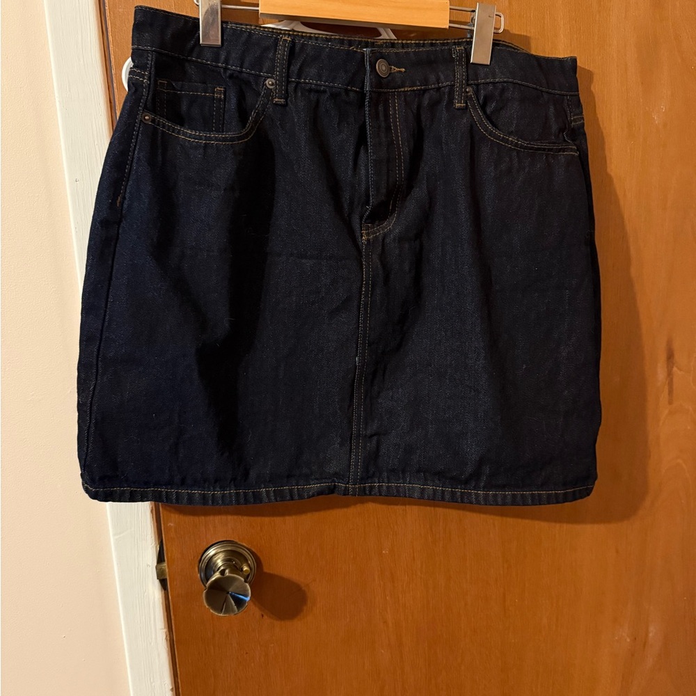 NWOT JustFab Dark Denim Mini Skirt